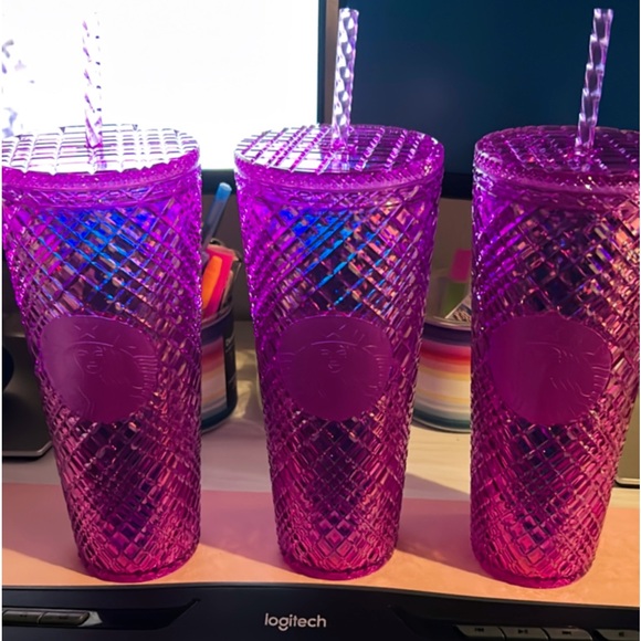 Starbucks Other - Used Starbucks cups with tags.  Damage free. Size Venti. Make me an offer💜